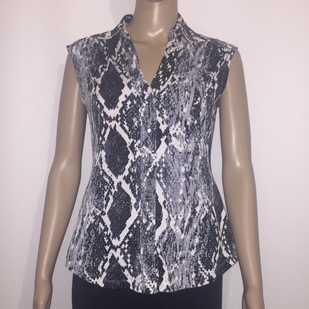 CACHE black and white  sleeveless button down top